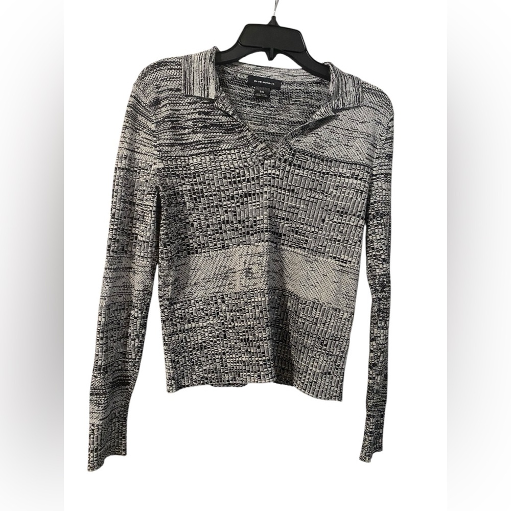 Club Monaco Black and White Knit L Sweater